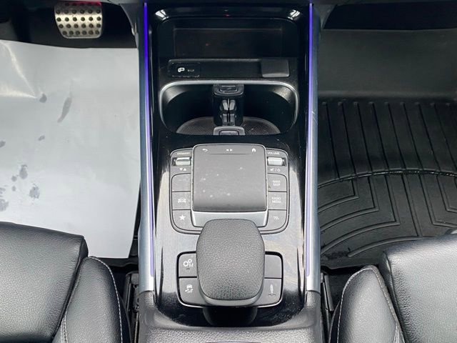 Used 2021 Mercedes-Benz GLB 35 AMG 4MATIC image 40