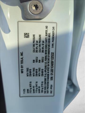 Used 2025 Tesla Model 3 RWD image 26