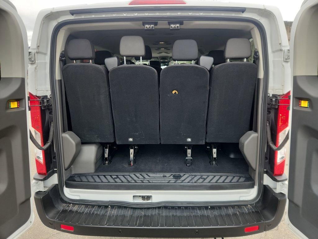 Used 2022 Ford Transit 350 XLT image 26