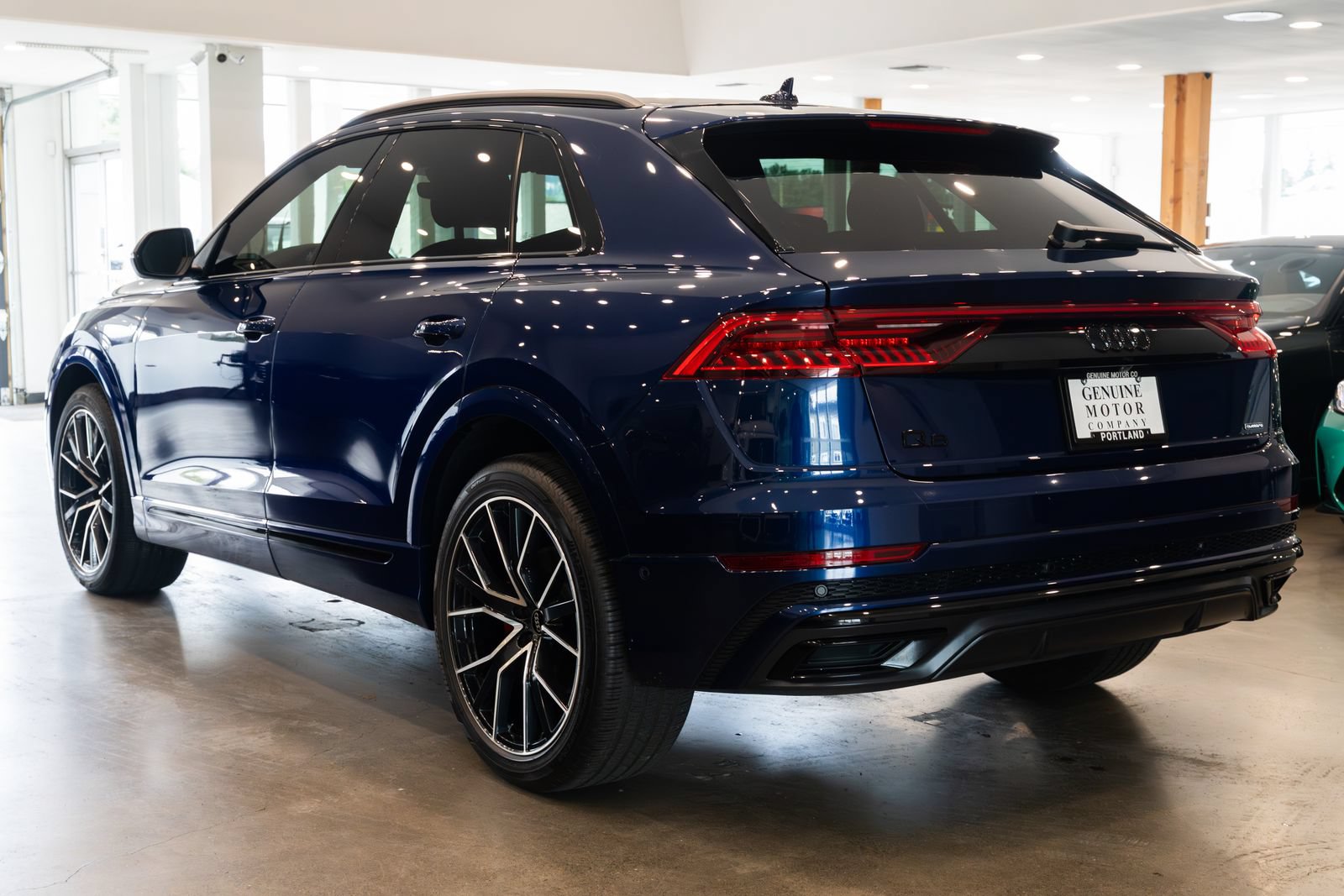Used 2022 Audi Q8 Prestige w/ Prestige Package AWD/4WD image 6