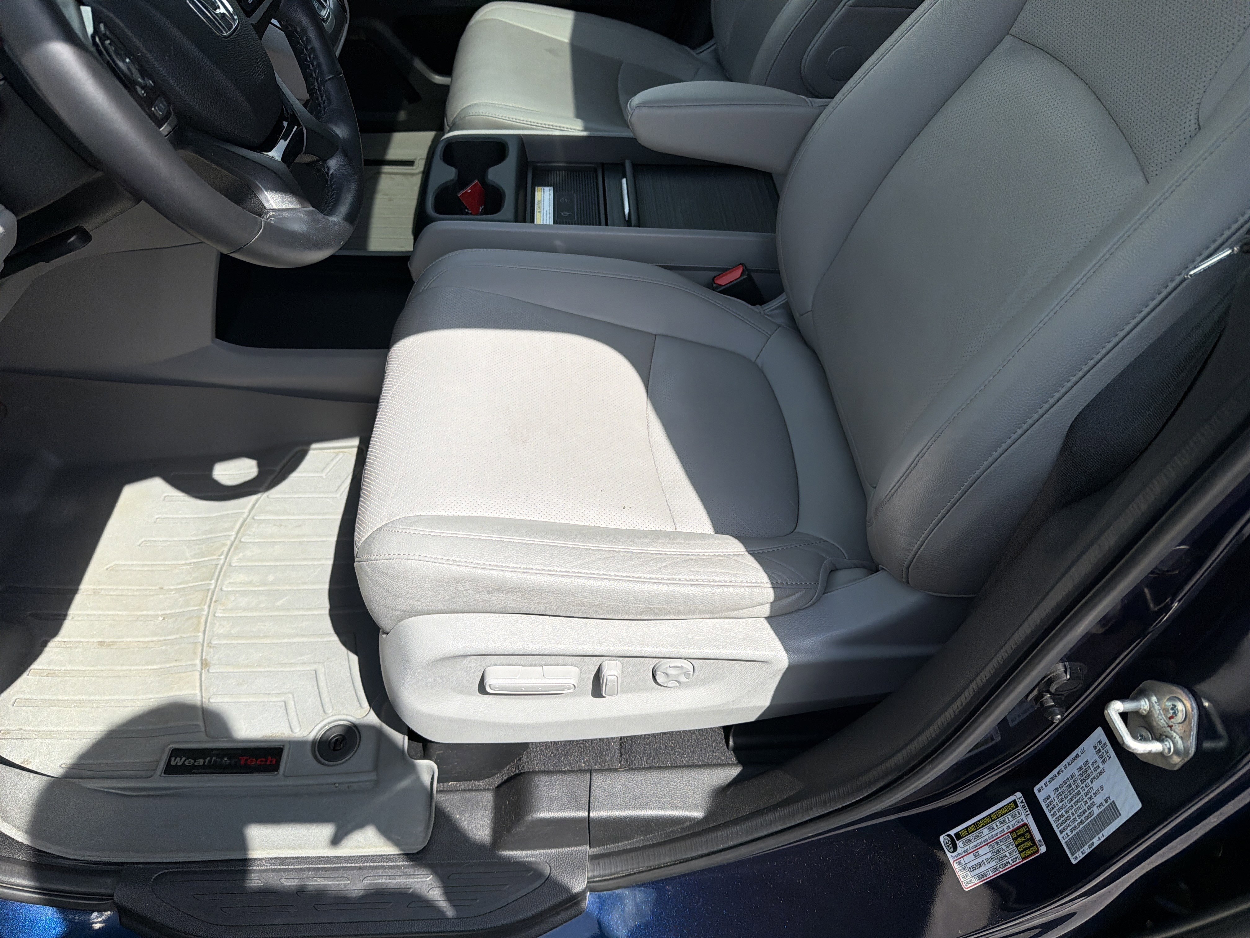 Used 2020 Honda Odyssey Elite image 16