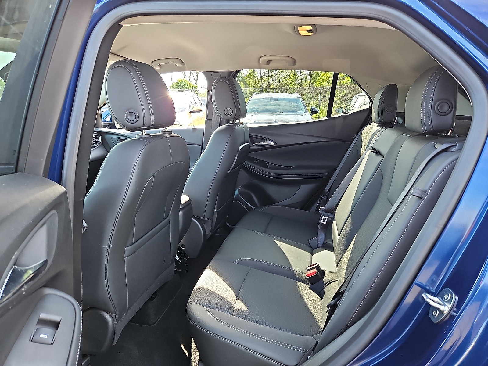 Certified 2023 Buick Encore GX Select w/ Safety Package II FWD image 10