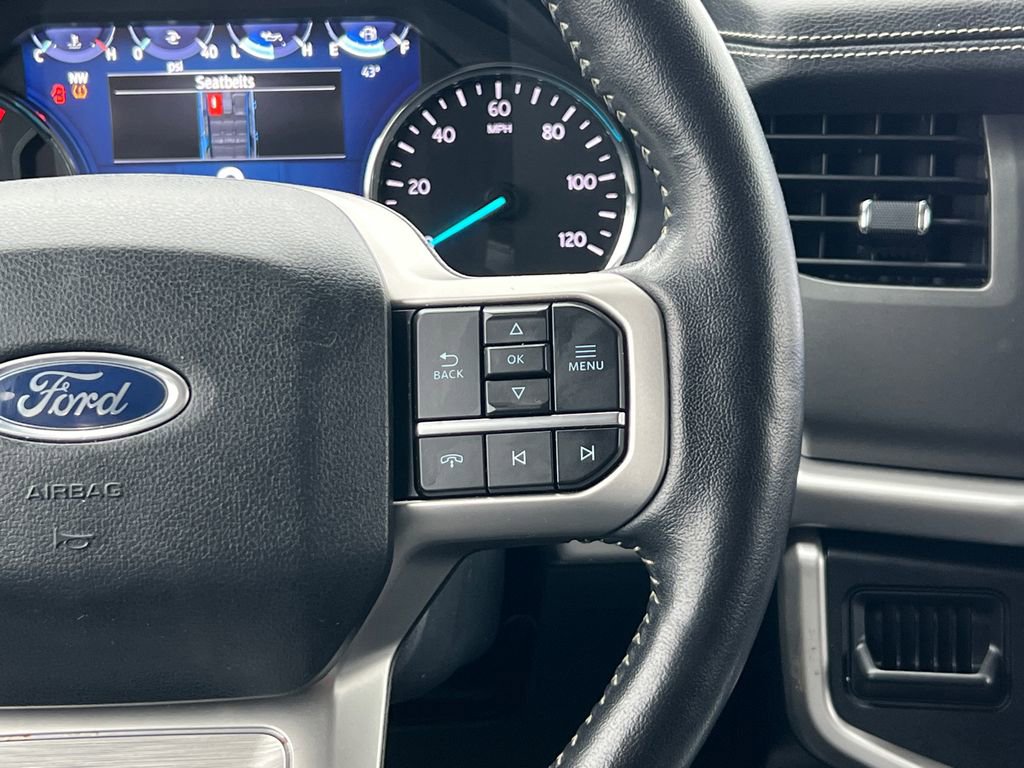 Used 2024 Ford Expedition Max XLT image 24