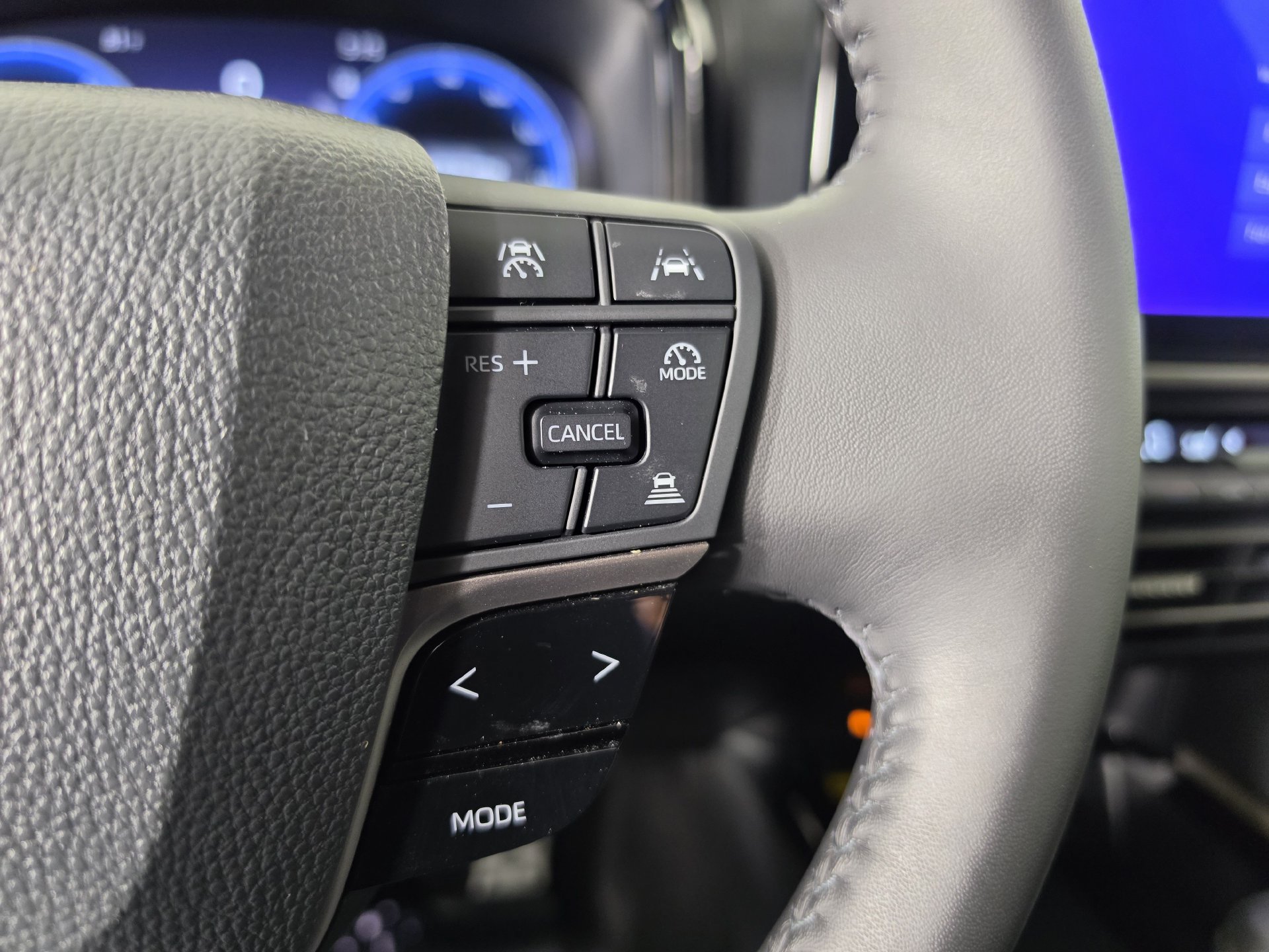 Used 2026 Toyota Camry XSE FWD image 9