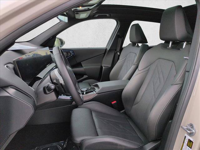 Used 2025 BMW X3 xDrive30i w/ M Sport Package AWD/4WD image 16