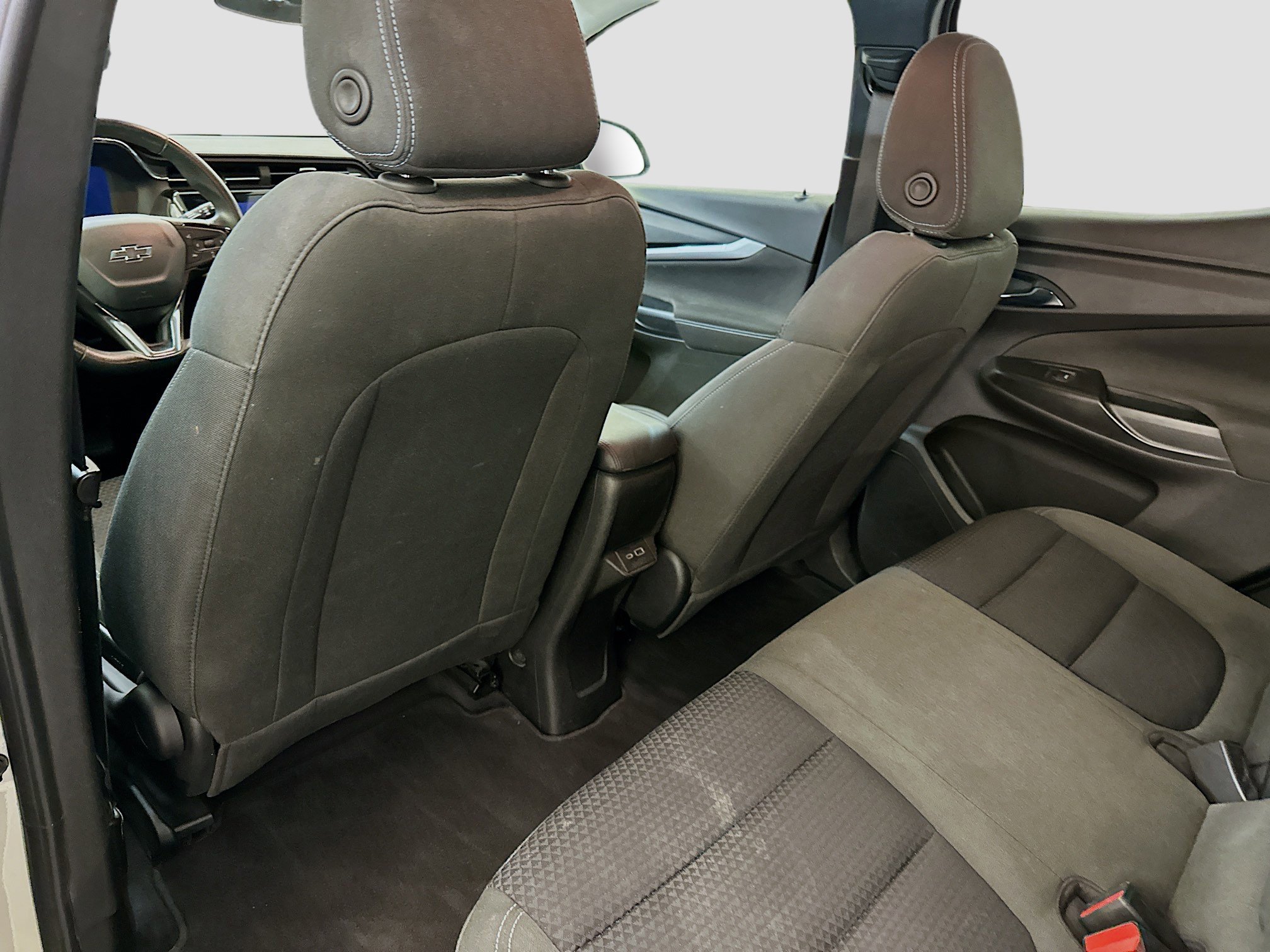 Used 2023 Chevrolet Bolt EUV LT w/ Driver Confidence Package image 28