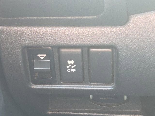 Used 2011 Nissan Altima 2.5 S w/ 2.5S Premium Pkg image 22