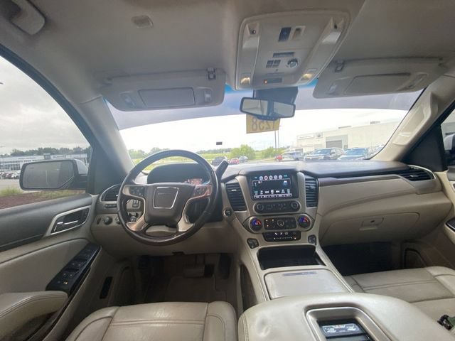 Used 2019 GMC Yukon Denali w/ Denali Ultimate Package AWD/4WD image 8