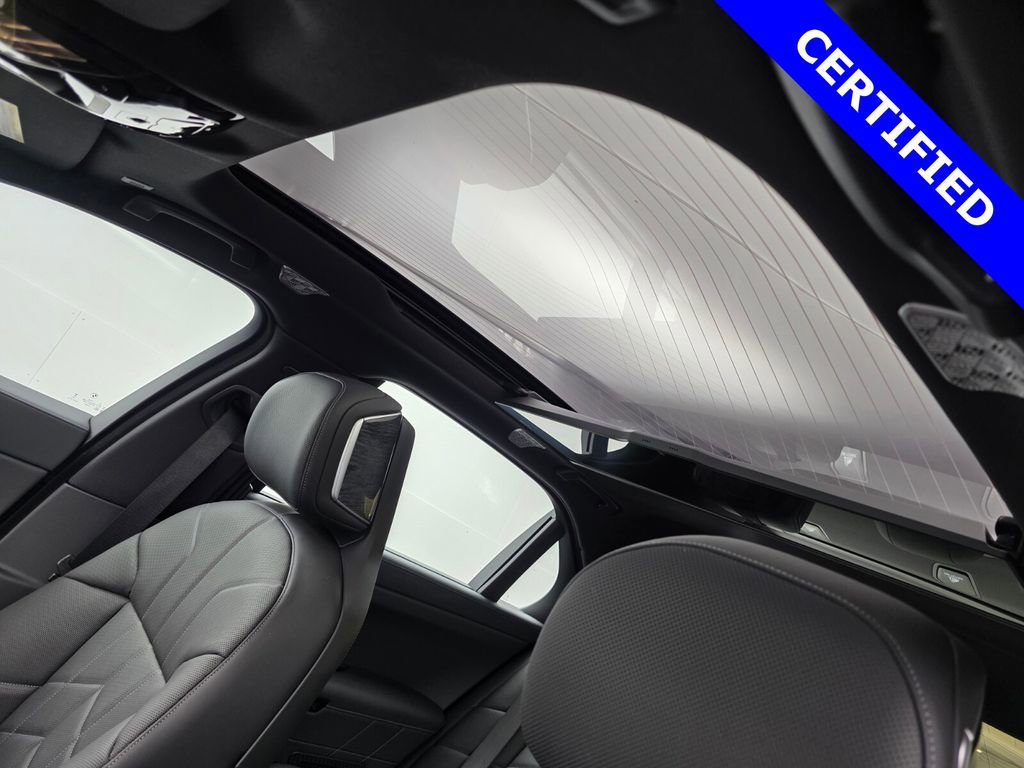 Used 2025 BMW i7 M70 w/ Executive Package image 12