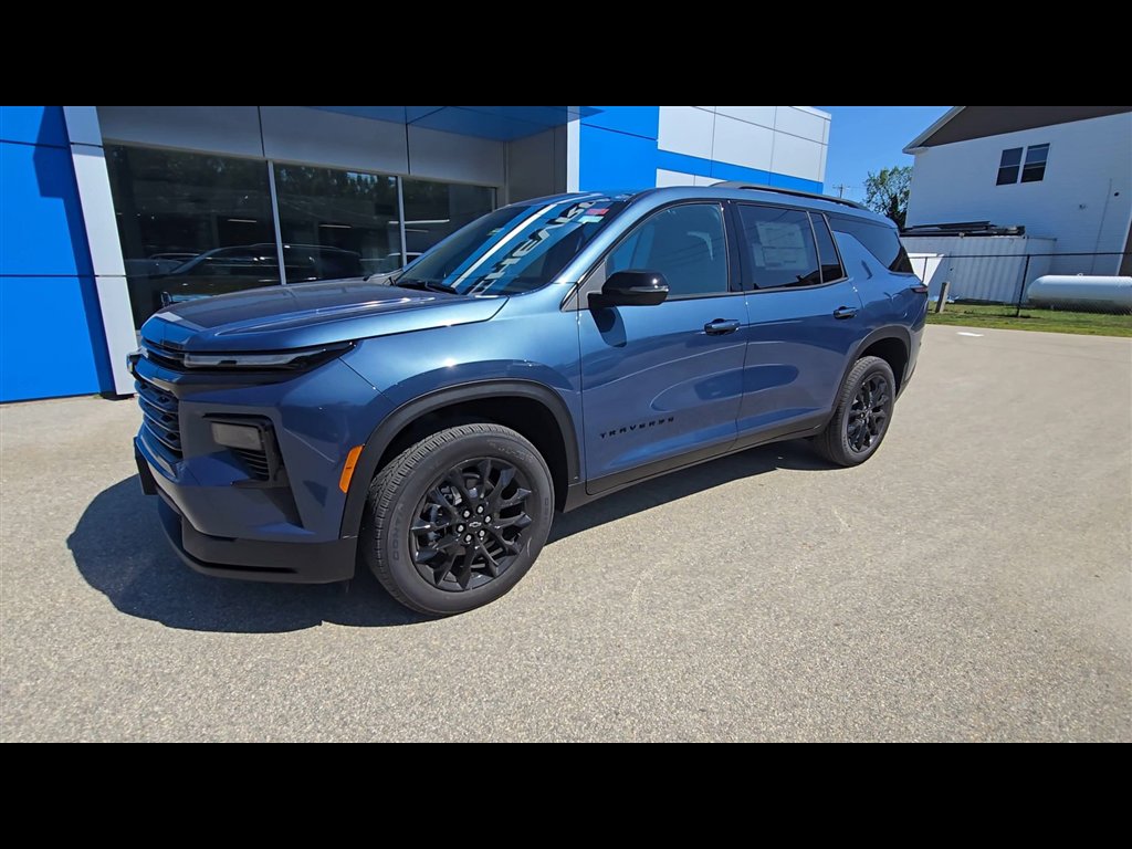 New 2026 Chevrolet Traverse LT w/ Midnight/Sport Edition image 4