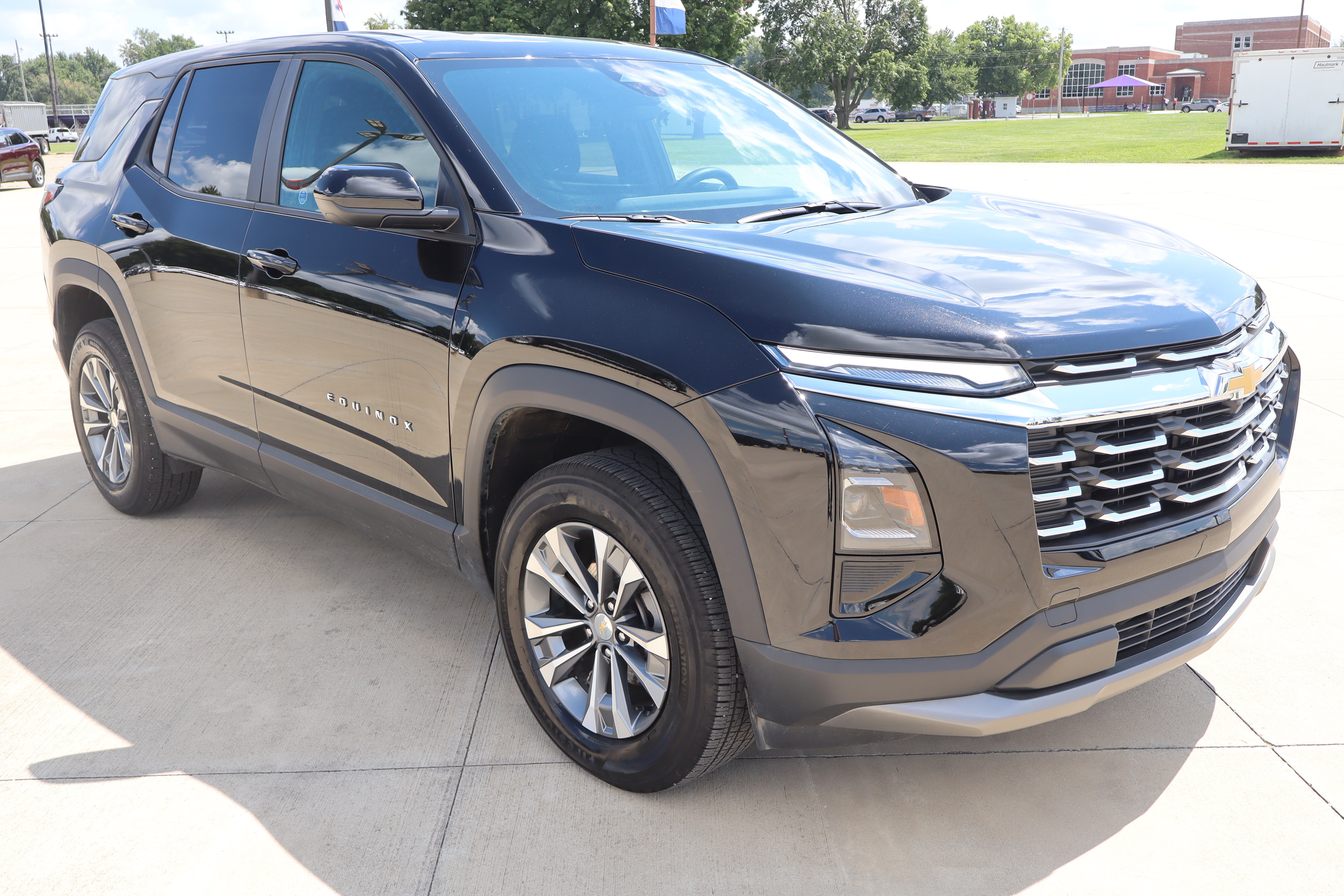 Used 2026 Chevrolet Equinox LT w/ LPO, Floor Liner Package FWD image 3