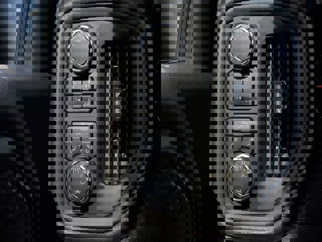 Used 2020 Chevrolet Silverado 1500 Custom Trail Boss image 31