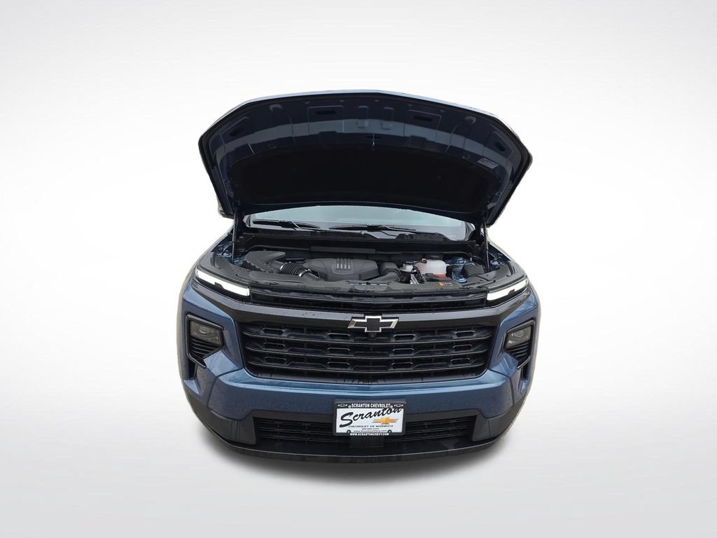 New 2026 Chevrolet Traverse LT w/ Midnight/Sport Edition FWD image 12