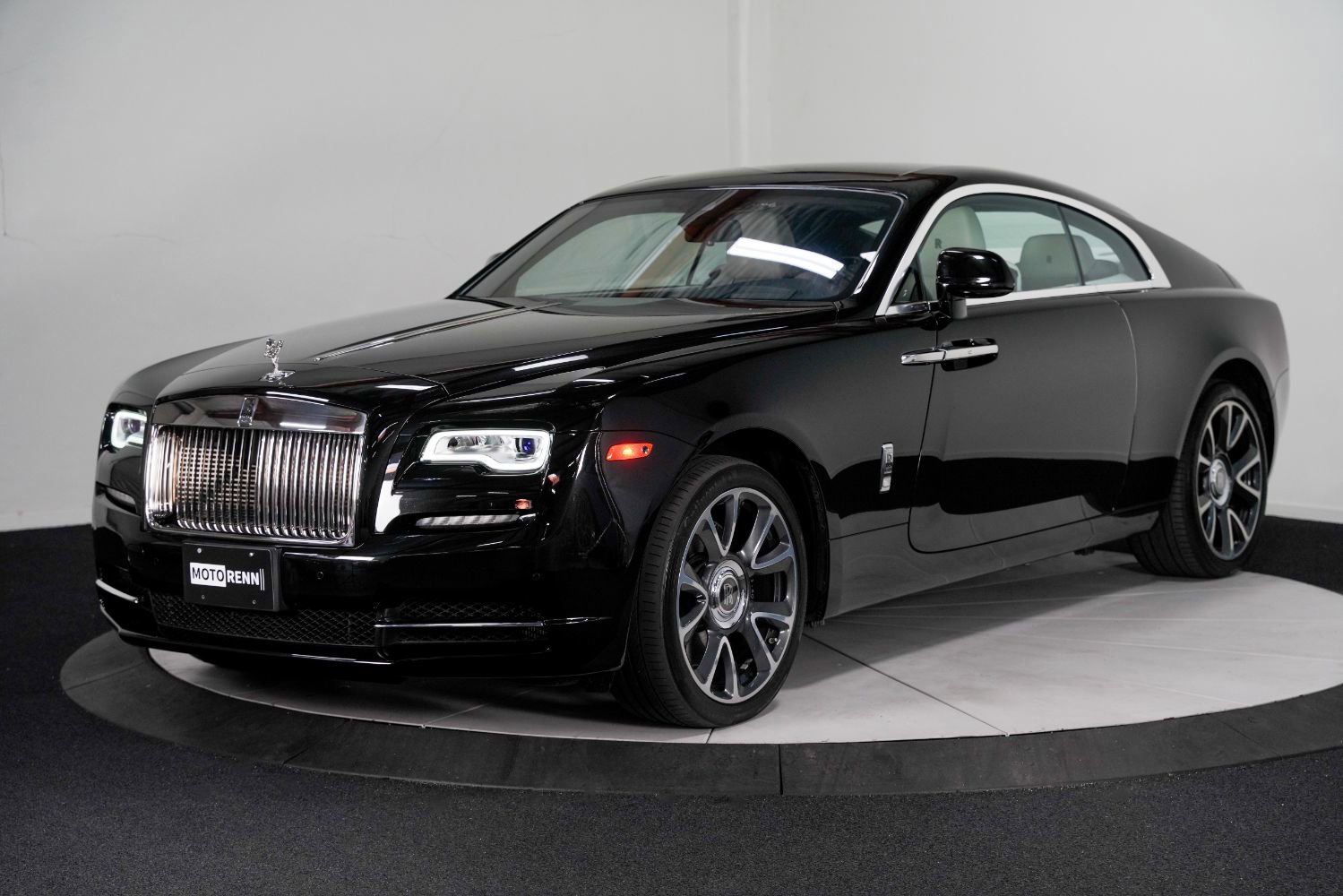 Used 2017 Rolls-Royce Wraith image 5