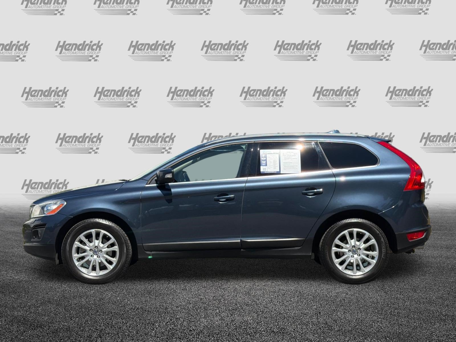 Used 2010 Volvo XC60 T6 AWD/4WD image 8