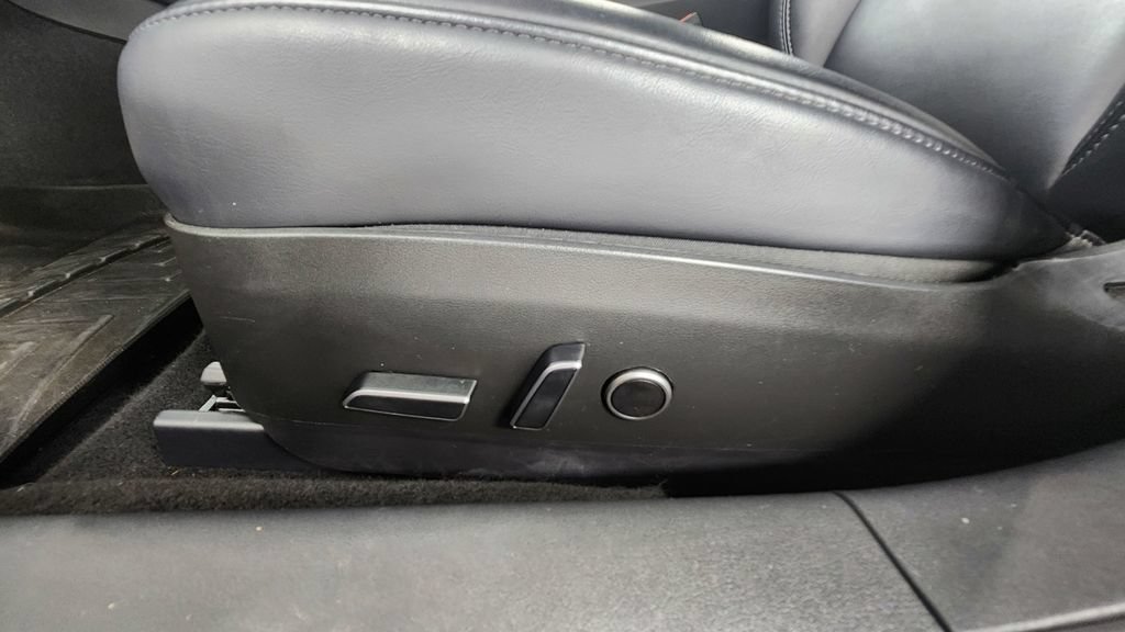 Used 2023 Tesla Model 3 Performance AWD/4WD image 11