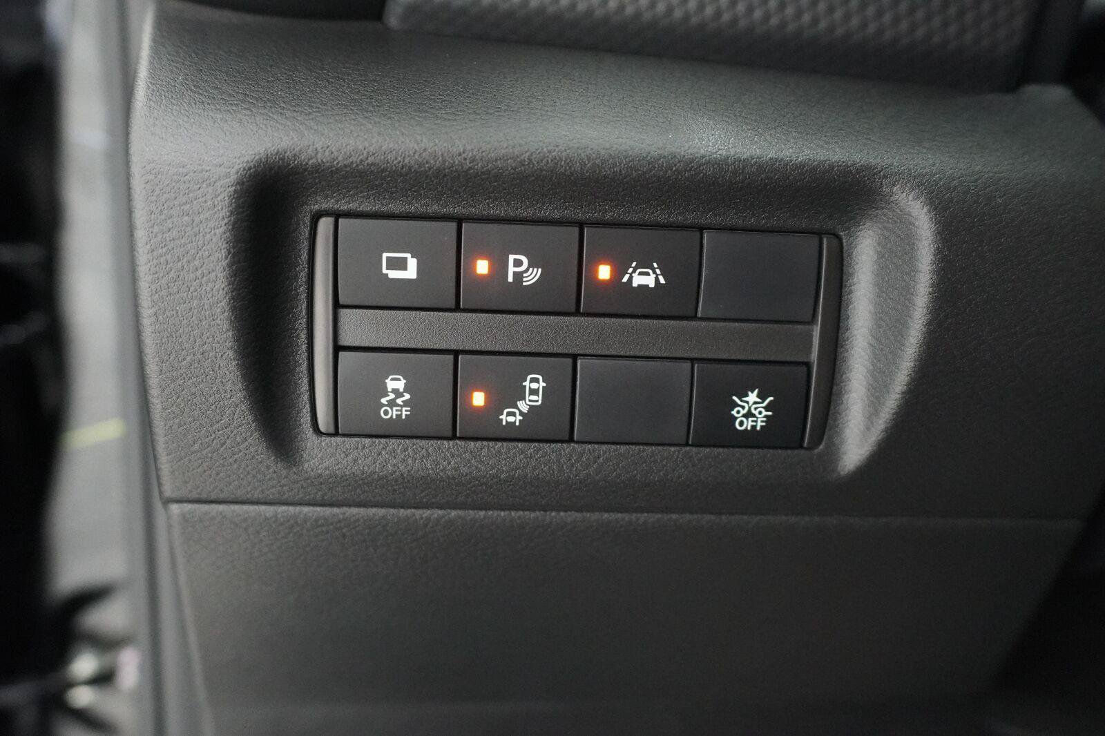 Used 2024 Nissan Kicks S FWD image 13