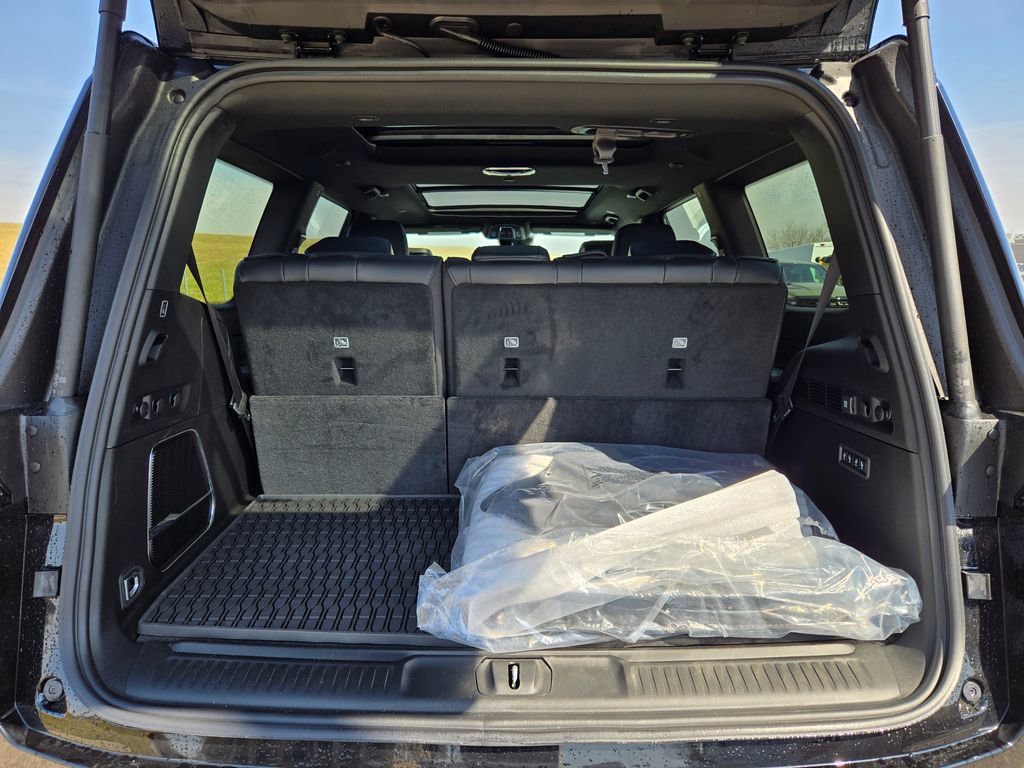 New 2026 Jeep Grand Wagoneer 4WD w/ Quick Order Packge 29V Upland image 32