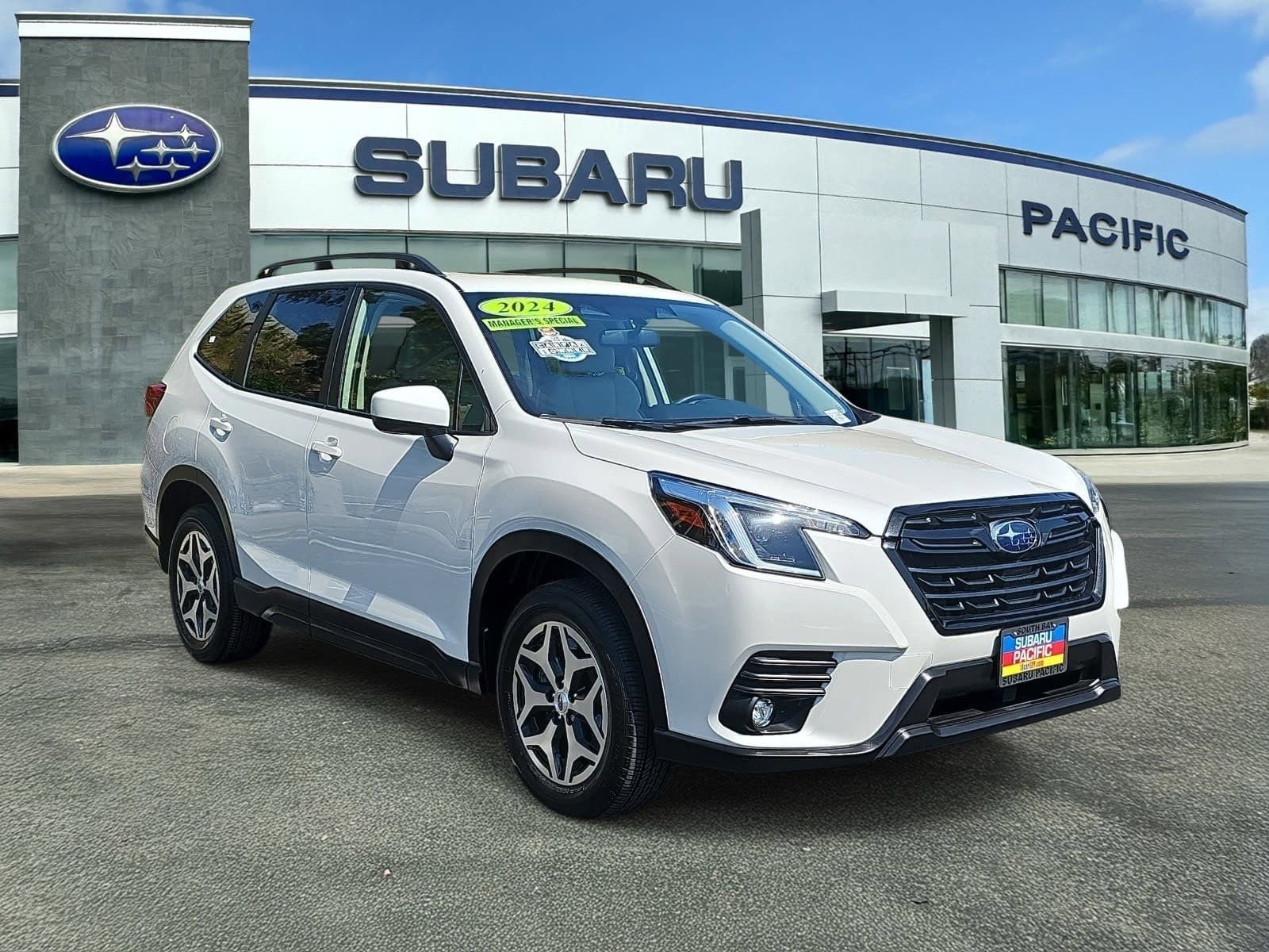 New 2024 Subaru Forester Premium AWD/4WD image 1