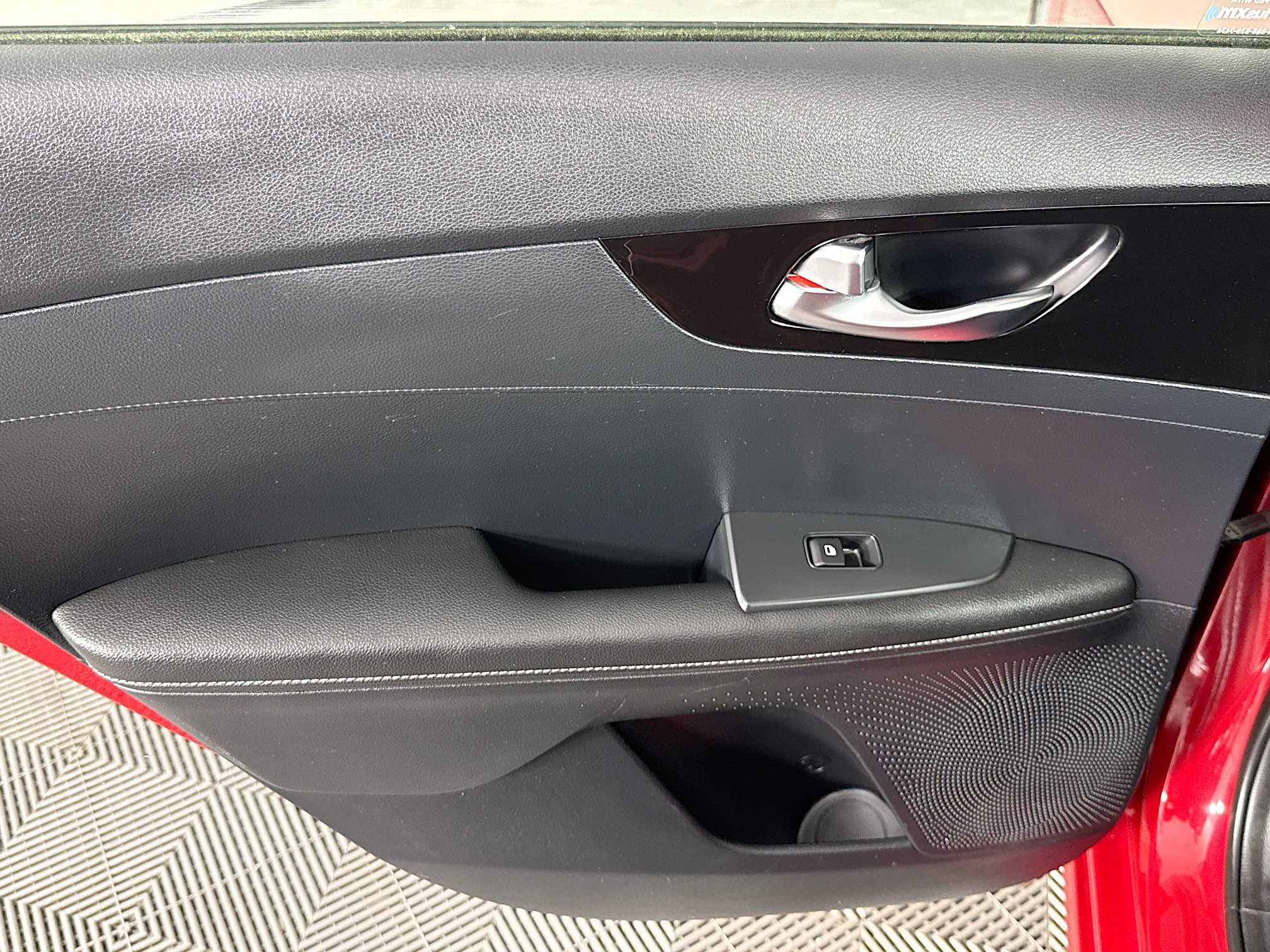 Used 2019 Kia Forte S FWD image 23