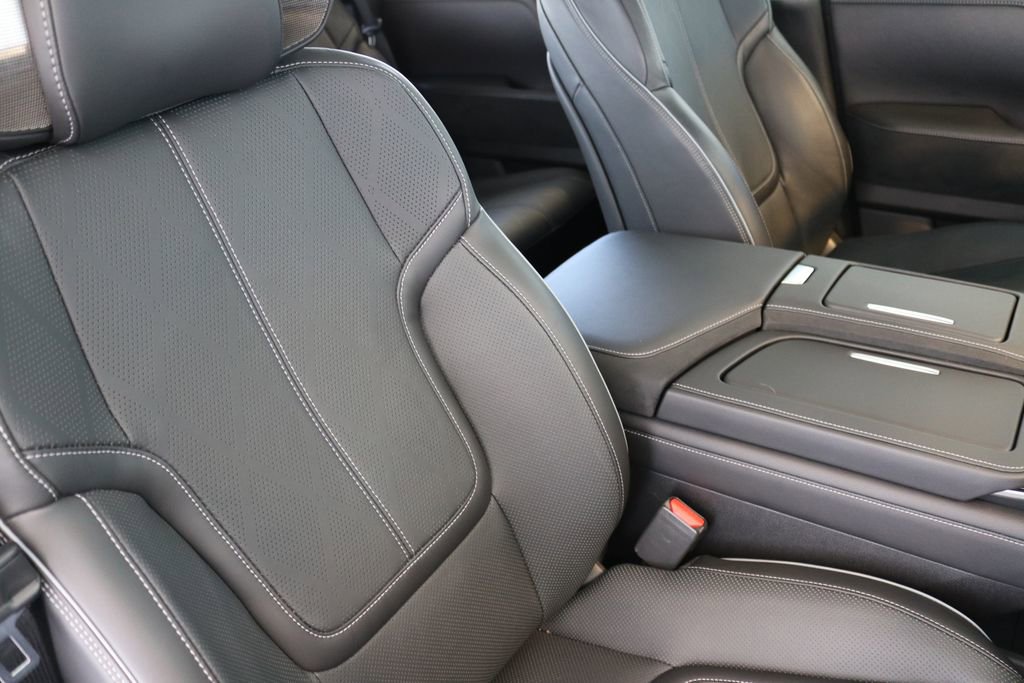 Certified 2025 INFINITI QX80 Sensory image 46