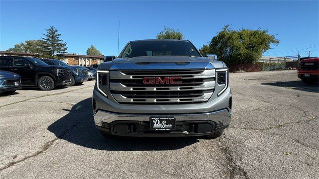 New 2026 GMC Sierra 1500 SLE w/ Preferred Package image 3