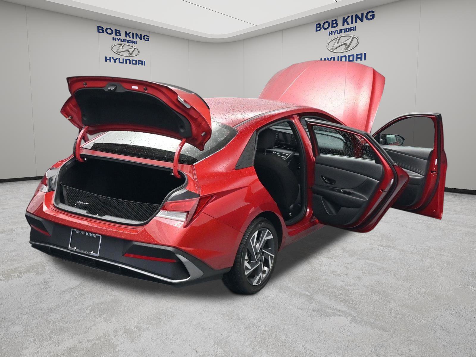 Certified 2025 Hyundai Elantra Sport image 23