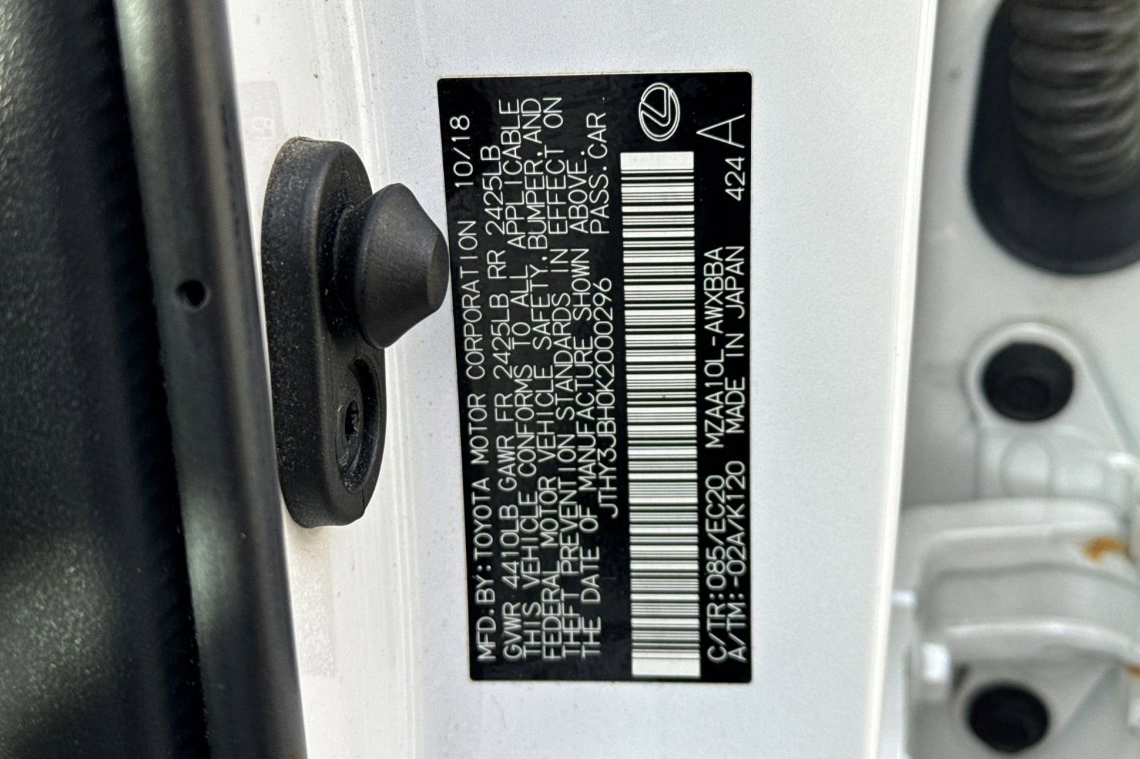 Used 2019 Lexus UX 200 image 28