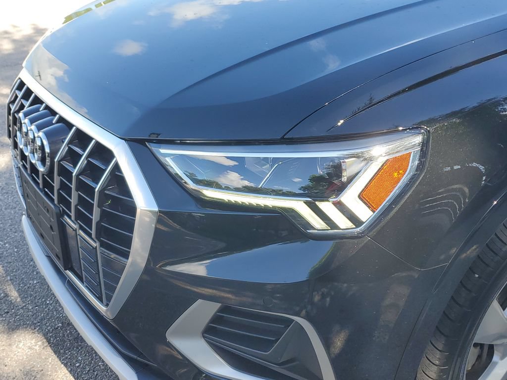Used 2020 Audi Q3 2.0T Premium Plus AWD/4WD image 12