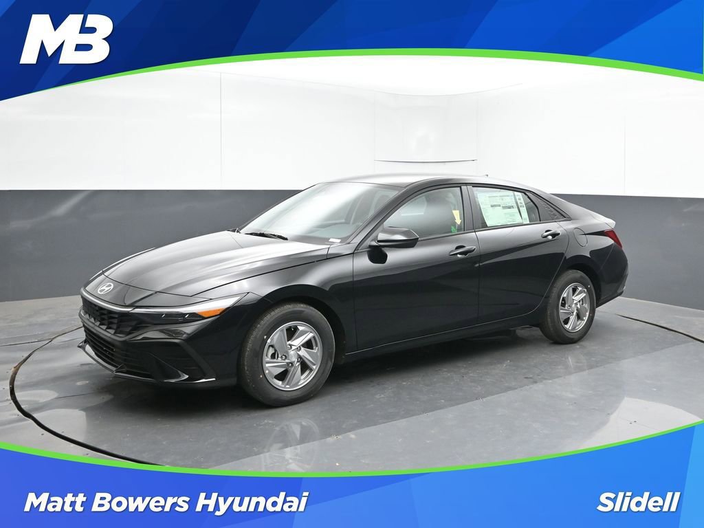 New 2026 Hyundai Elantra SE FWD image 1
