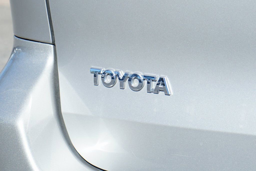 Used 2007 Toyota Sienna XLE image 47