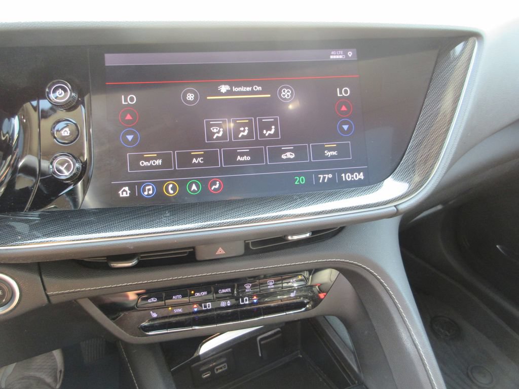 Certified 2021 Buick Envision Essence w/ Technology Package I AWD/4WD image 29