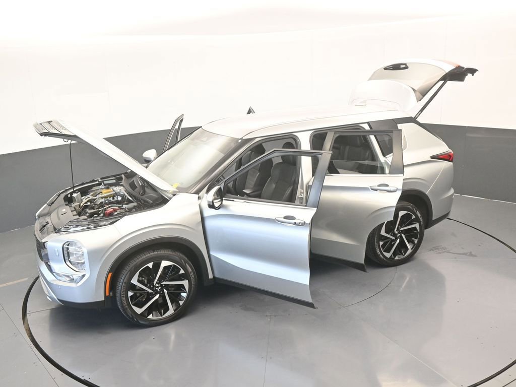 Used 2022 Mitsubishi Outlander SE image 75