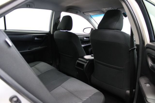Used 2015 Toyota Camry LE FWD image 22