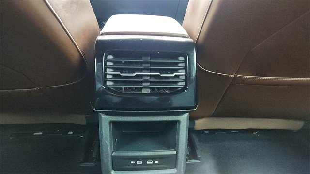 Used 2023 Volkswagen ID.4 2WD image 38