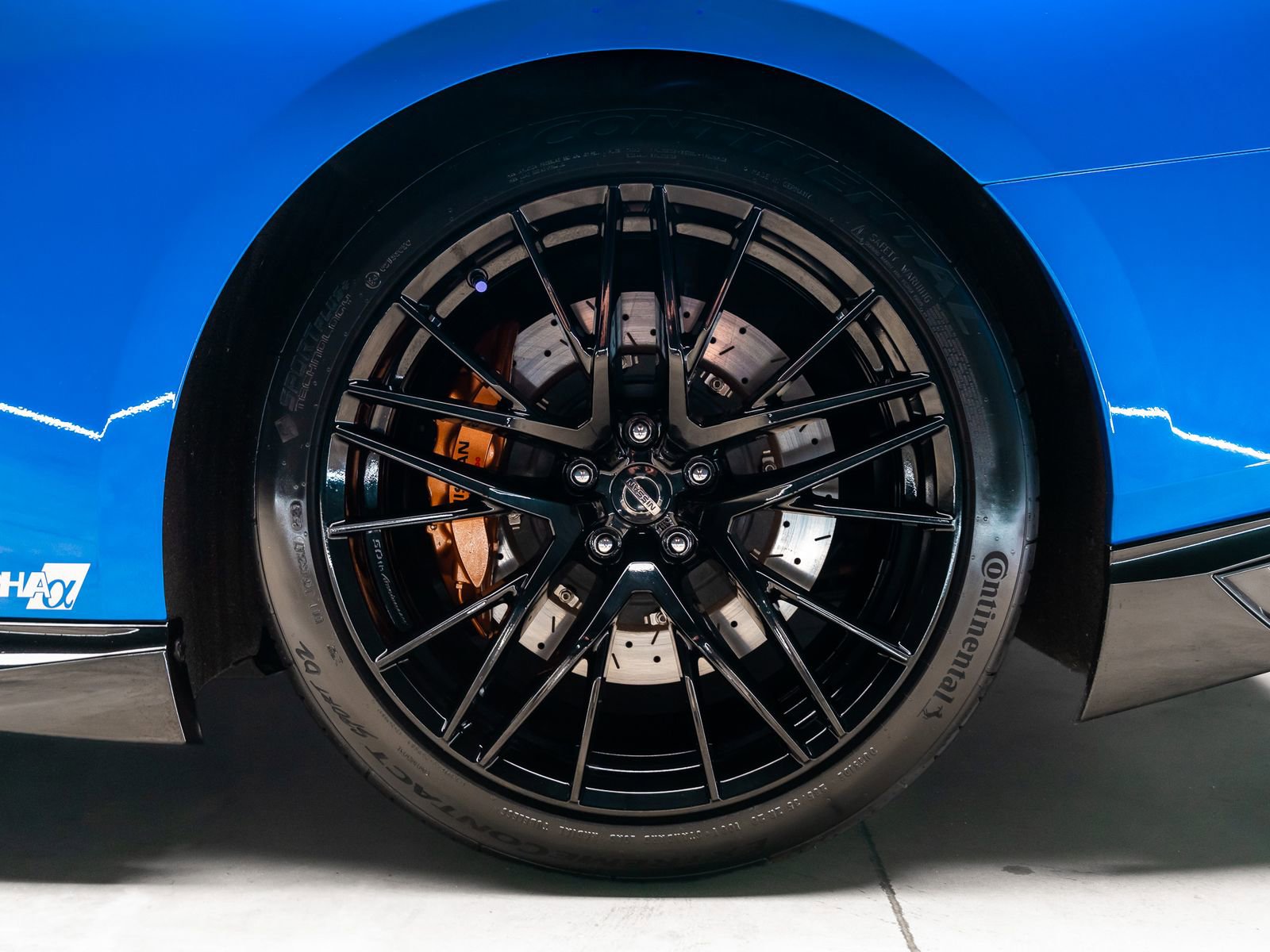 Used 2020 Nissan GT-R Premium image 38