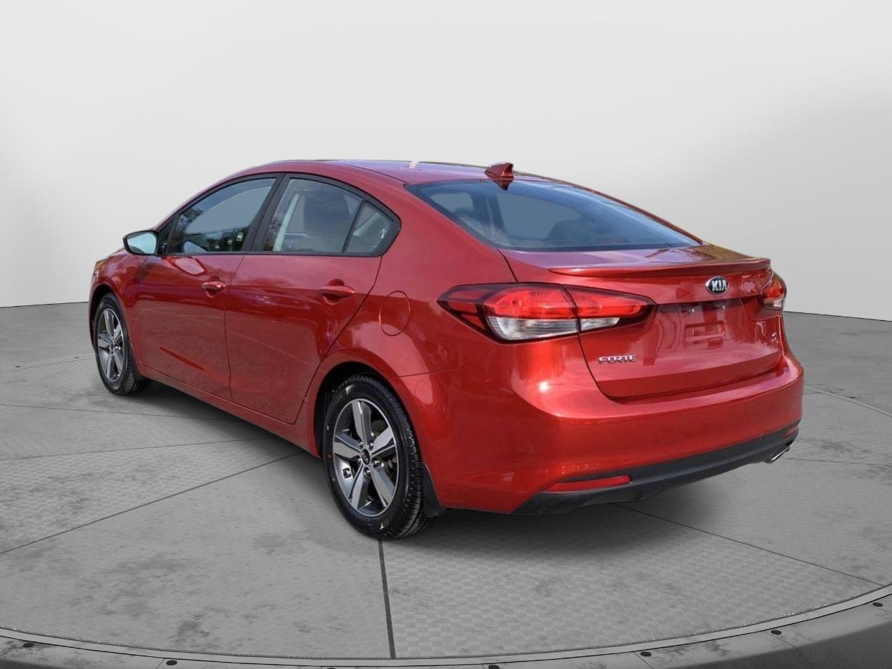 Used 2018 Kia Forte S FWD image 5