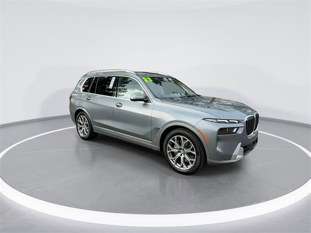 Used 2023 BMW X7 xDrive40i image 2