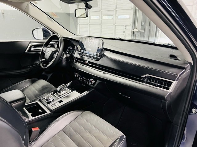 Used 2024 Mitsubishi Outlander SE image 35