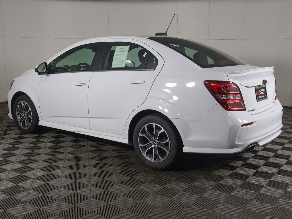 Used 2019 Chevrolet Sonic LT w/ Convenience Package FWD image 9