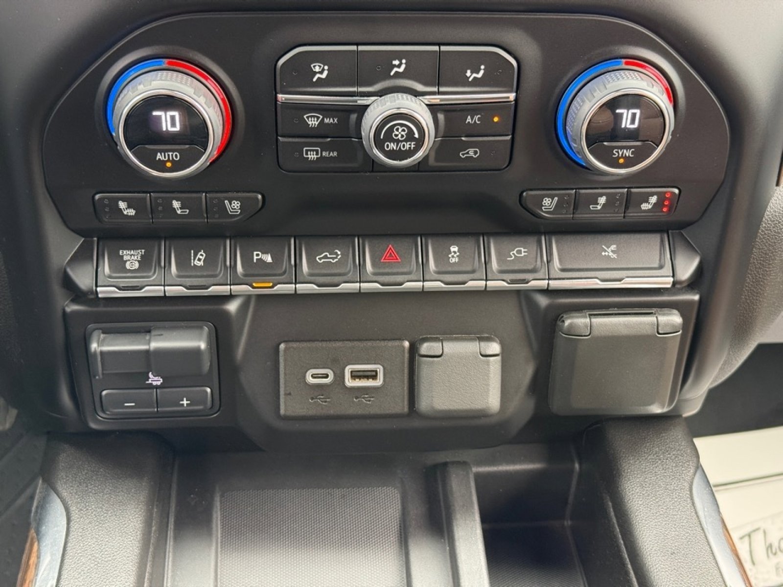 Used 2023 Chevrolet Silverado 3500 High Country image 20