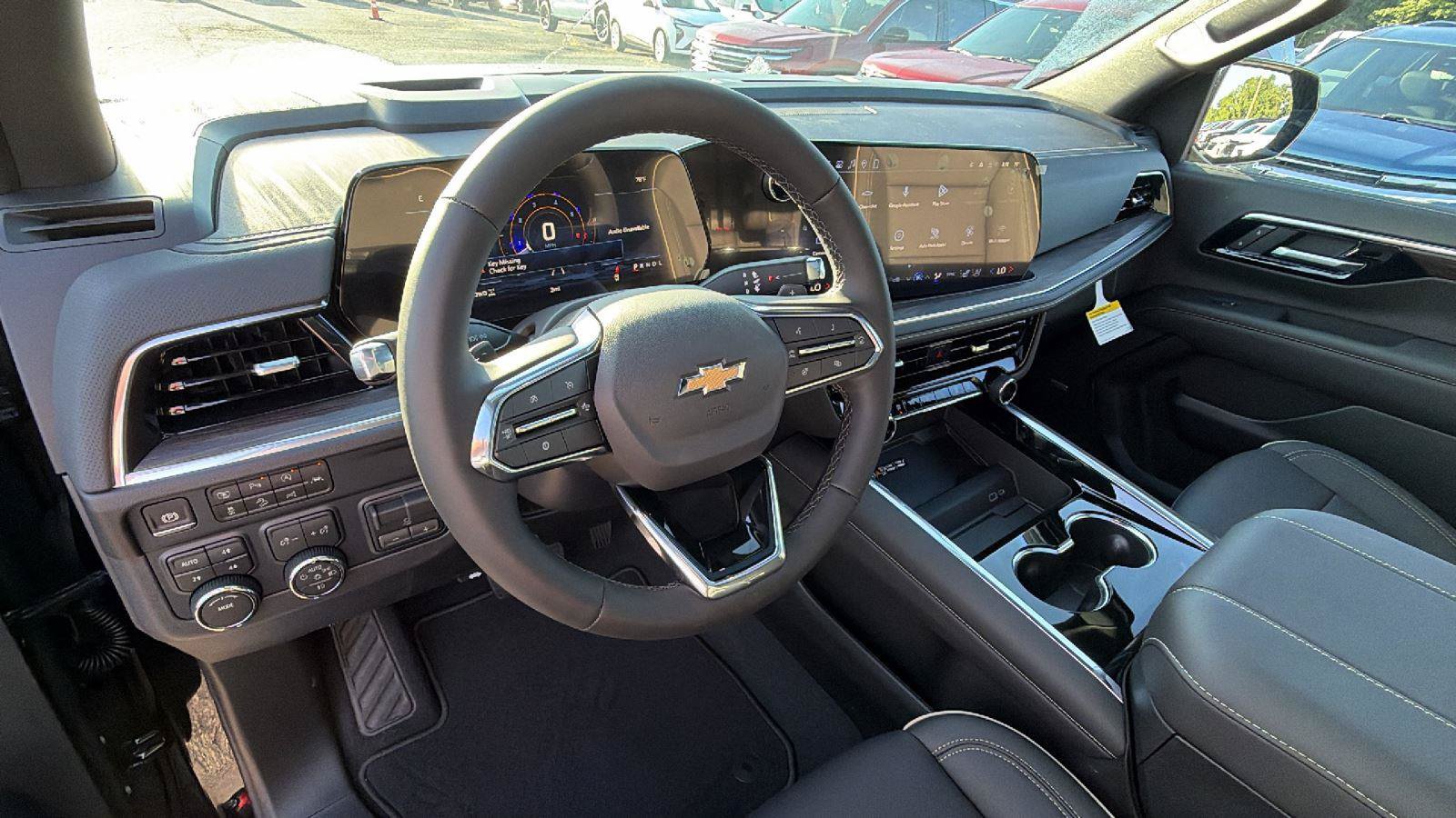 New 2026 Chevrolet Suburban Premier w/ Sun And Tow Package AWD/4WD image 4