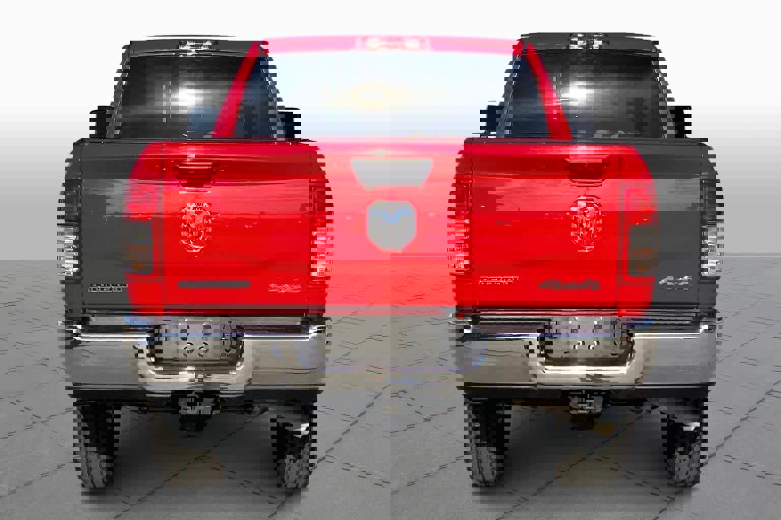 Used 2024 RAM 2500 Big Horn w/ Bed Utility Group image 4