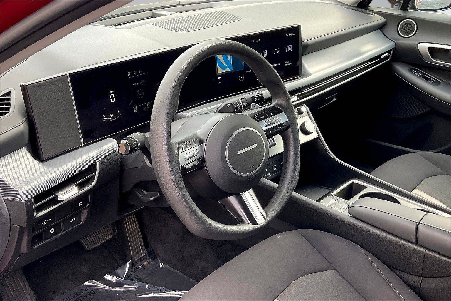 Used 2025 Hyundai Sonata SEL FWD image 13