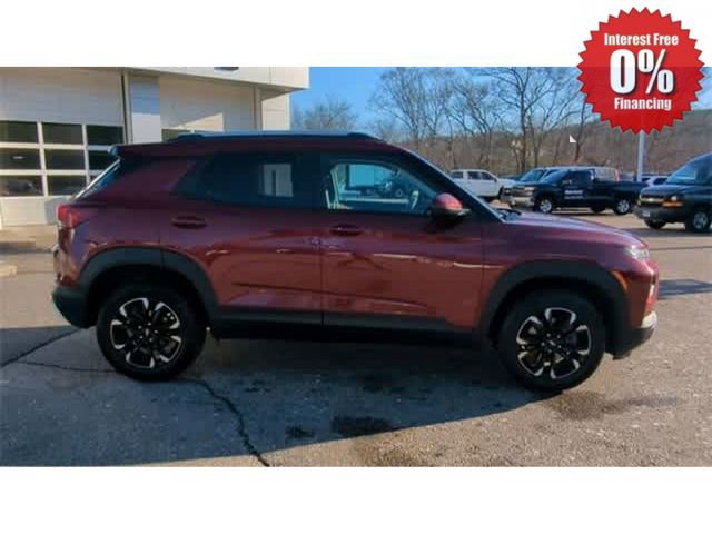 Certified 2022 Chevrolet TrailBlazer LT w/ Driver Confidence Package AWD/4WD image 9