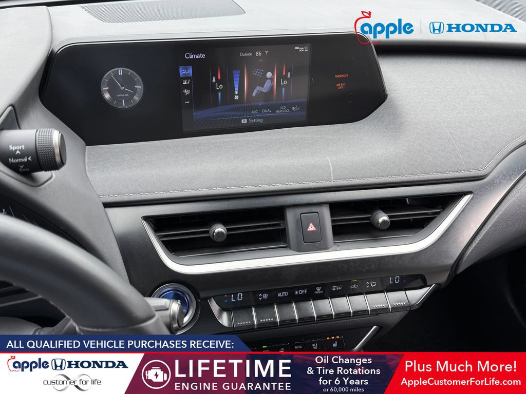 Used 2019 Lexus UX 250h AWD/4WD image 15