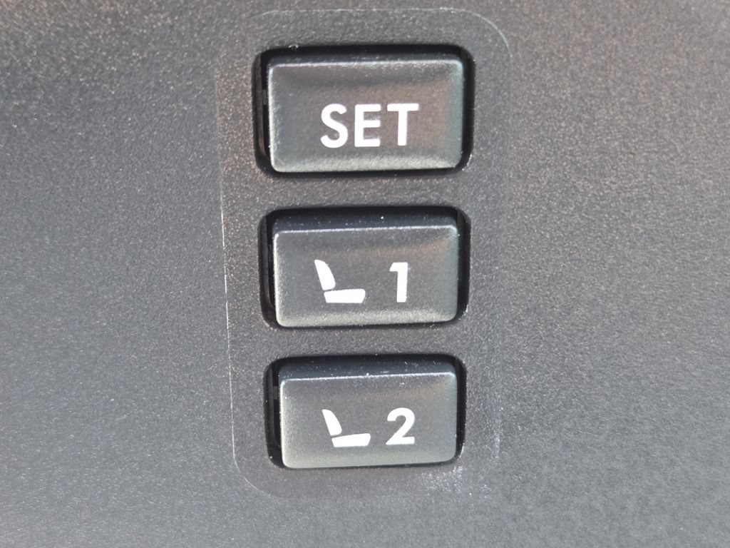 Used 2021 Subaru Ascent Limited w/ Popular Package #2A AWD/4WD image 10