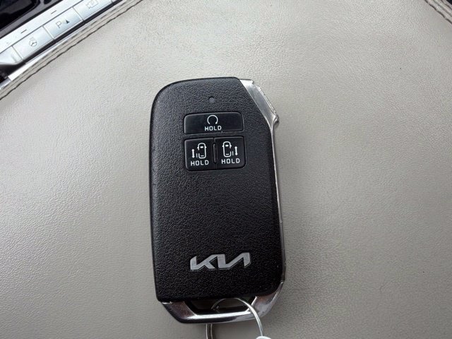 Used 2022 Kia Carnival SX Prestige FWD image 41