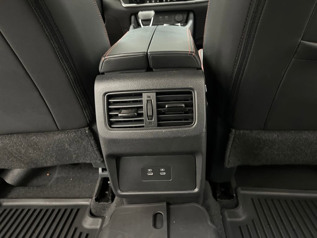 Used 2025 Nissan Rogue SV image 21