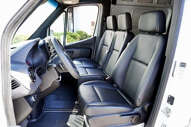 Used 2024 Mercedes-Benz Sprinter 2500 image 20